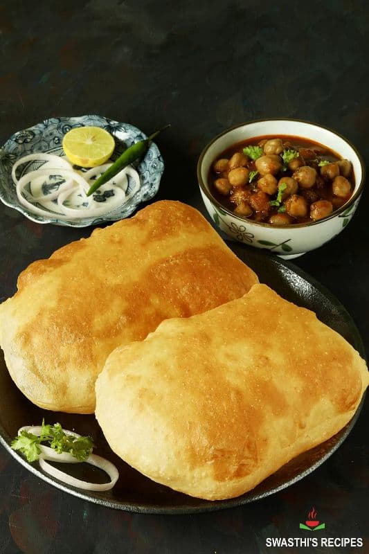 Plain Channa Bhatura
